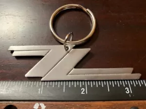 ZZ TOP Key Chain Metal Pewter Durable Rock Texas 3.25 inches Wide - Picture 1 of 4