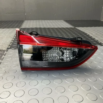 2014-2016 Mazda 6 traseira esquerda lado do motorista conjunto de lente traseira interna fabricante de equipamento original - Imagem 1 de 4