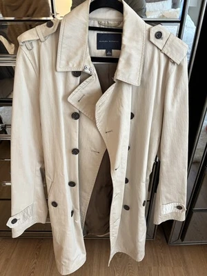 Banana Republic Men's Trench Coat Rain Coat Size Medium, Tan Khaki - Image 1 of 4