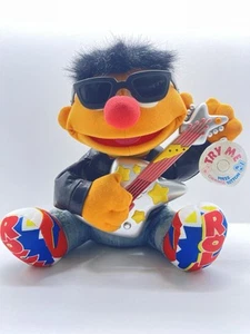 De colección Rock and Roll Plaza Sésamo Ernie (1998) toca guitarra y canta juguete - Imagen 1 de 5