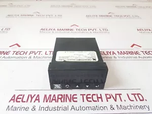 Newport 1800-dc temperature process and strain controller - Picture 1 of 6