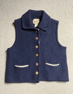Vintage Woolrich 100% Wool Vest Womens Size M Buttons Navy Blue USA Outdoor - Picture 1 of 15