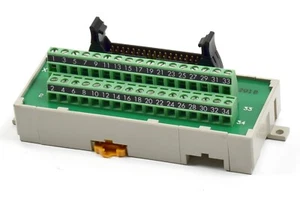Omron Klemmblock Schnittstelle, XW2B-34G4 - Picture 1 of 3