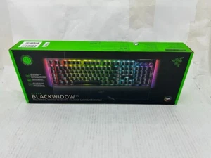 Razer BlackWidow V4 Wired Gaming Mechanical Green Switch Keyboard With RGB...... - Picture 1 of 3