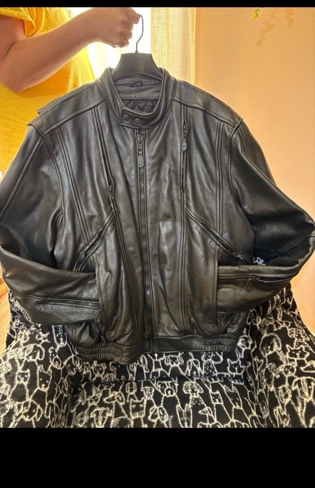 Vintage Black leather Motorcycle XL **FIRST GEAR  Thinsulate Removable- 5 VENTS - Image 1 of 4
