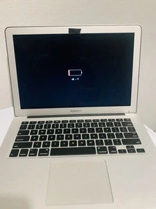 Apple MacBook Air 13.3 In )256 GB SSD, 1.3 Intel Core i5, 1.6GHz, 4GB - Picture 1 of 10