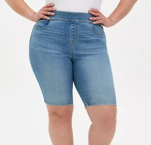 New Torrid 0 0X Bermuda Lean Jean Super Soft High-Rise Denim Shorts Plus Size - Picture 1 of 9