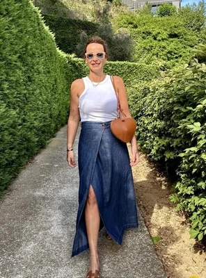 ZARA NOVA SAIA MIDI JEANS WRAP FW24 TAMANHO G - Imagem 1 de 4