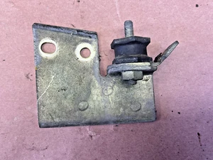 86 Mazda RX7 Engine AC Hose Mounting Bracket Mount Bushing Line Pipe 86-87 - Picture 1 of 3