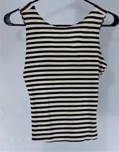 NEWPORT SIZE MEDIUM TANK, 40% NYLON 52% POLY & 8% SPANDEX - Picture 1 of 3
