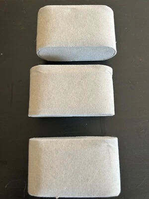 Juego de 3 bloques de exhibición de joyas de terciopelo gris para relojes y pulseras moda Foto 1 de 4