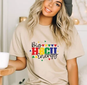  T-Shirt schwarz History Month, Big HBCU Energy, schwarzes Studenten-T-Shirt - Bild 1 von 10