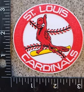 PARCHE DE HIERRO DE BÉISBOL DE ST LOUIS CARDINALS - Imagen 1 de 3