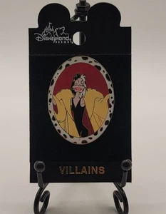 Disney DLR Bösewicht Serie Cruella de Vil 101 Dalmations Pin 2002 - Bild 1 von 4