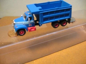 HO 1/87 "ATHEARN" B 61 MCK DUMP TRUCK # 2 "READ DETAIL" 4 PHOTOS - Picture 1 of 4