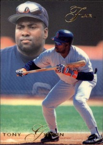 1993 Flair #133 Tony Gwynn Padres NM-MT ID:44583