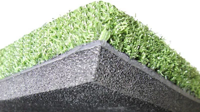 Muestra de tapete de golf de 6" x 6" campo de prácticas línea de camiseta práctica sostiene camiseta de madera Foto 1 de 4