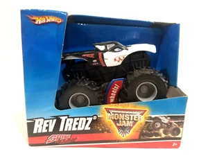 HOT WHEELS Monster Jam Truck REV TREDZ SPIKE 1:43 2009 NEW - Picture 1 of 1