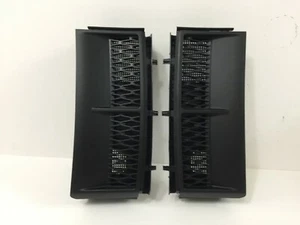 Side Vent Grille OE Style For Range Rover '06-'09 L322 Supercharged Model Black - Picture 1 of 3