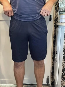 Russell Men's Navy Blue And Black Athletic Shorts, Size S 28-30 - Picture 1 of 5