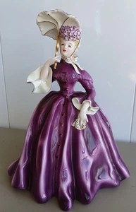 Estatuilla de dama Vivian Florence Ceramics vintage de cerámica de California púrpura rico - Imagen 1 de 24