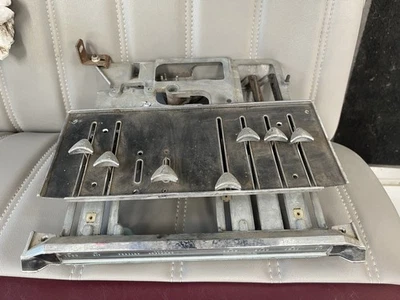 Panel de interruptor de tablero central Buick Wildcat Electra LeSabre 63-64 1354536 con cara Foto 1 de 4