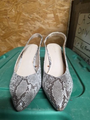 Tacones Ann Taylor 10M de piel de serpiente A3 Foto 1 de 4