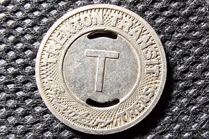 Jeton de transit vintage Trenton Transit New Jersey One Fare - Photo 1/3