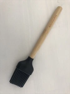 New KitchenAid 9 Inch Silicone Basting Brush Black Silicone Bamboo - Picture 1 of 1
