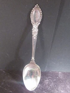 Sterling Reed & Barton GUILDHALL VEGETABLE OR SERVING SPOON 8 1/2" No Mono - Picture 1 of 4