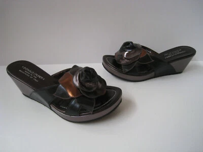 DONALD J. PLINER ITALY BRONZE BLACK METALLIC LEATHER WEDGE SANDAL US 8.5 FREE SH - Imagem 1 de 4