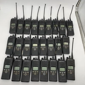 Ungetestet Motorola XTS2500 H46UCF9PW6BN Funkgerät mit NMN6191C, Ant., & Chrgr, ohne Batt - Bild 1 von 8