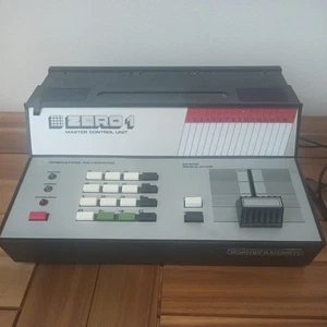 Hornby Railways R944 Zero 1 Master Control Unit - Picture 1 of 17