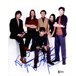 That 70s Show Cast Signed 8x10 Photo Beckett COA Mila Kunis Laura Prepon +2 - Picture 1 of 5