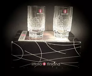Vintage Iittala Kuusi set di 2 bicchieri cordiali con piedi in cristallo inciso 1 1/2 oz nuovi con scatola - Foto 1 di 9