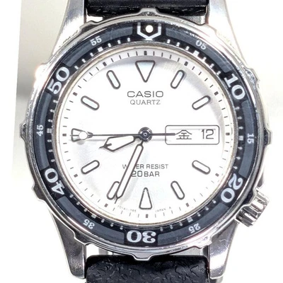 Casio MD715 Diver Men's Watch Battery Replaced Functional Timepiece - image 1 of 4