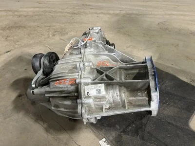 2022 FORD EXPEDITION OEM Transfer Case Part Number NL147A195DB - Image 1 of 4