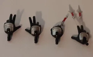Marvel Legends Hands ONLY For Custom Fodder - Picture 1 of 2