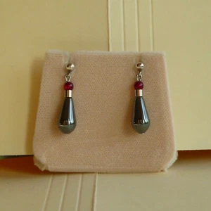 Hand-made small hematite bead drop earrings (contemporary, used) - Picture 1 of 4