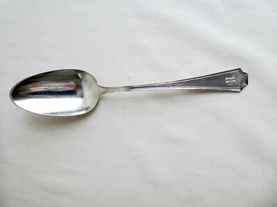 CUCHARA PARA SERVIR FAIRFAX DURGIN GORHAM PLATA ESTERLINA, 8 3/8", MONOGRAMA "W" O "M" Foto 1 de 4