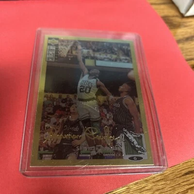 1994-95 Collector's Choice GOLD SIGNATURE #120 SHERMAN DOUGLAS CELTICS - Image 1 of 2
