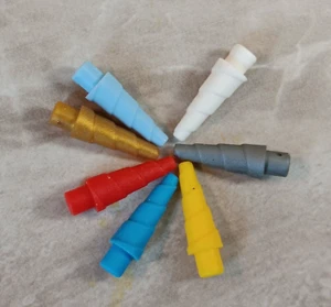 LEGO Horns Mix of Colors Lot of 7 Spiral Animal Part Unicorn Peg Rubber Arrow - Picture 1 of 1