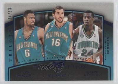 Trilogy Team Trios 2006-07 azul/33 Tyson Chandler Peja Stojakovic Desmond Mason Foto 1 de 2