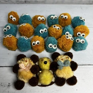 Vtg Lot of 18 + Pom Pom Magnet Critters Bear Refrigerator Magnets Google Eye - Picture 1 of 8