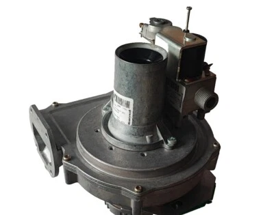 Ventilateur et vanne à gaz combinée Honeywell RG130/0800-3612 TYPE VK4115F - Image 1 of 4