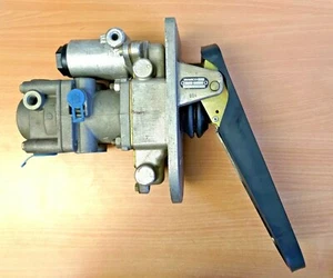 Bremsventil, Betriebsbremse IVECO ORIGINAL 4613240070 - Bild 1 von 1