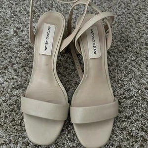 Antonio Melani nude sandals - Imagen 1 de 8