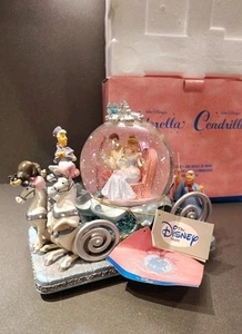 Cinderella 50th Anniversary "So This Is Love" Walt Disney's Musical Snow Globe - Picture 1 of 9