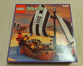 LEGO System Pirates Renegade Runner 6268 In 1993 New Retired Sealed Japan