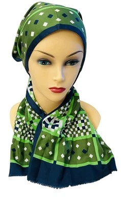 BUFANDA RETRO AÑOS 70 GEOMÉTRICA AZUL MARINO VERDE BLANCO ITALIA 46” X 10” 100% POLIÉSTER Foto 1 de 4